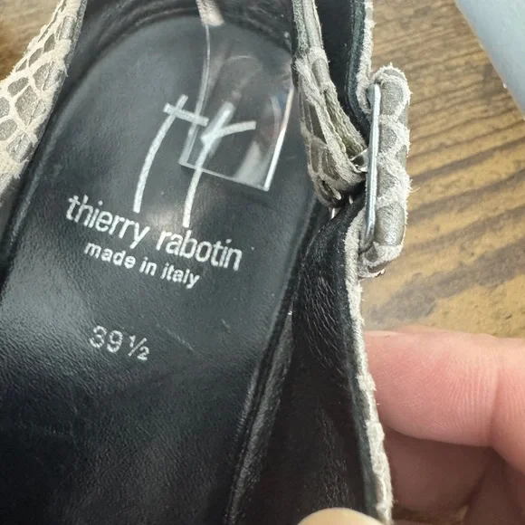 Thierry Rabotin Silver Patterned Peep Toe Flats - Picture 9 of 11